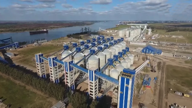 Inauguran nuevo puerto sobre el Río Paraná 1