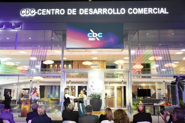 Inauguran Centro de Desarrollo Comercial en Tío Pujio