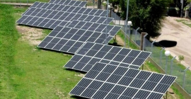 Se instaló un nuevo parque solar comunitario en Arroyo Cabral