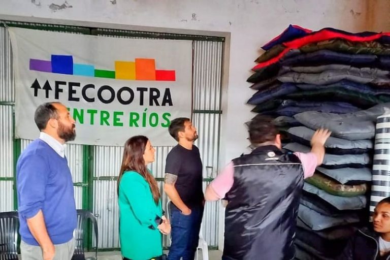 Gualeguaychú suma opciones en la comunicación y el rubro textil