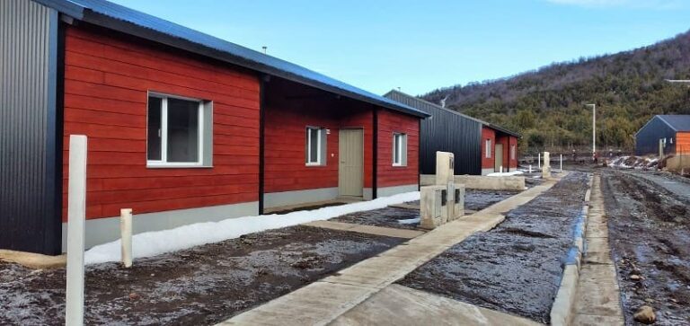 Estrenan 14 viviendas en Bariloche