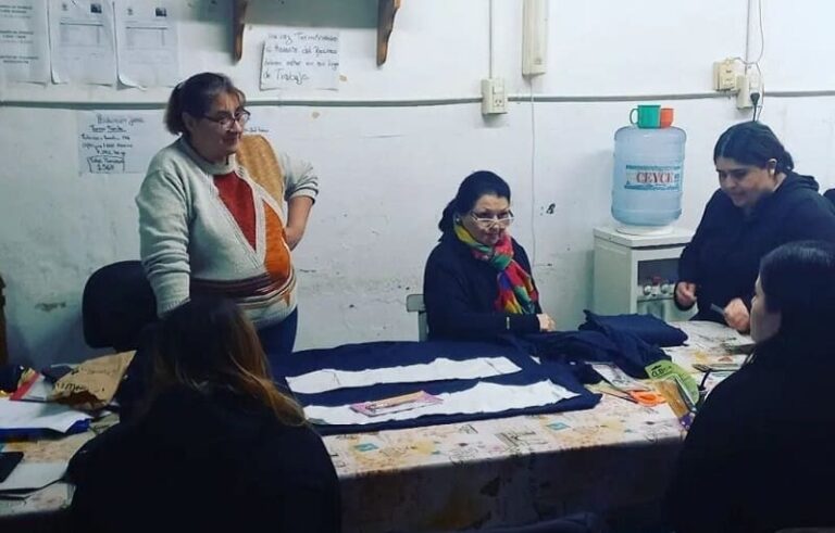 Cuarenta mujeres sueñan con crear su propia marca textil 1