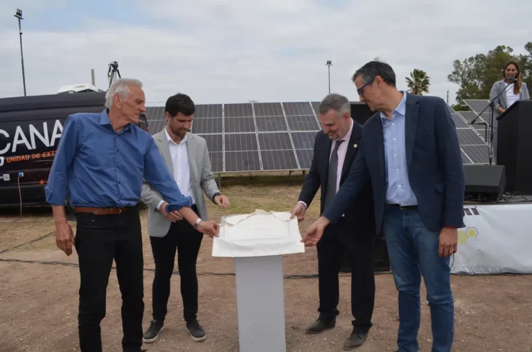 Inauguraron un parque solar fotovoltaico comunitario en Morteros