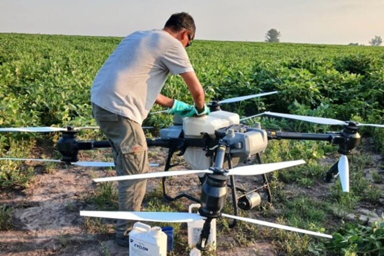 Incorporan drones para potenciar la agricultura de precisión