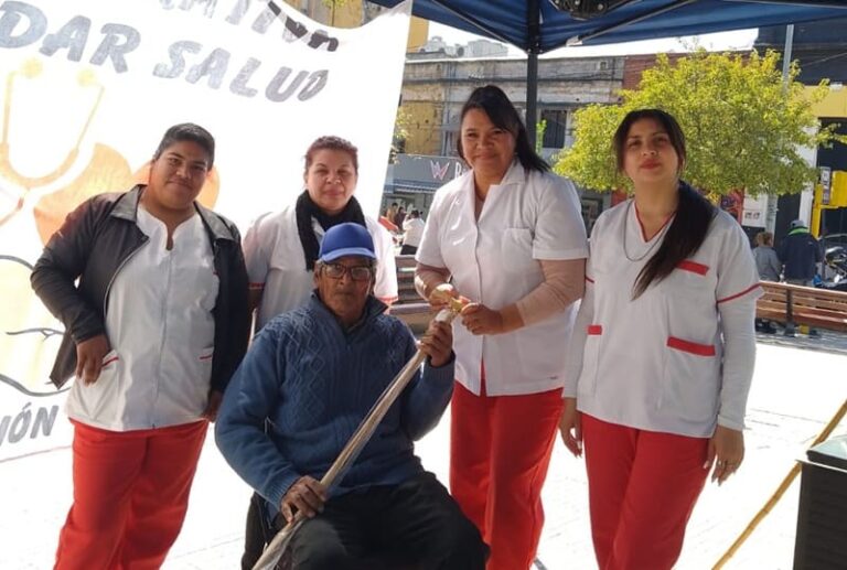 Organizan campañas solidarias mientras expanden cuidados médicos