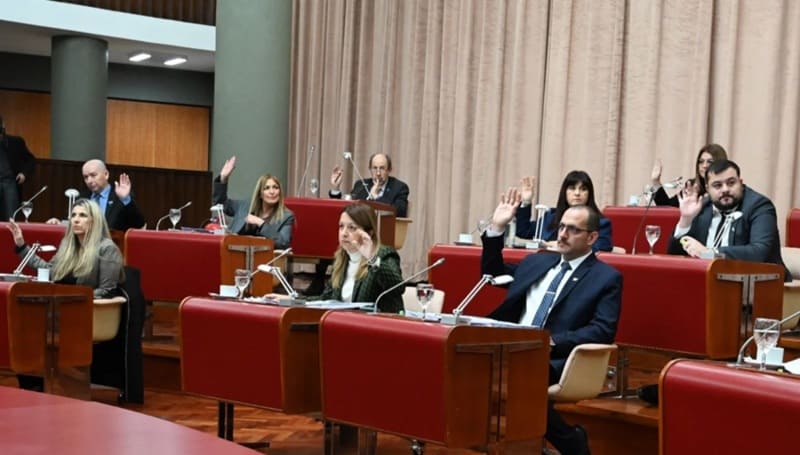 La Legislatura chubutense aprobó Ley para la generación de energía renovable y venta del excedente