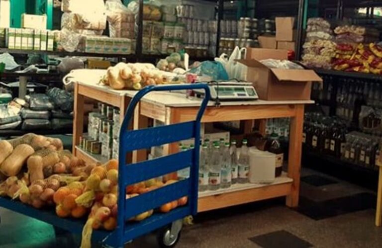 Comercializan productos de economía popular con envíos a todo el país