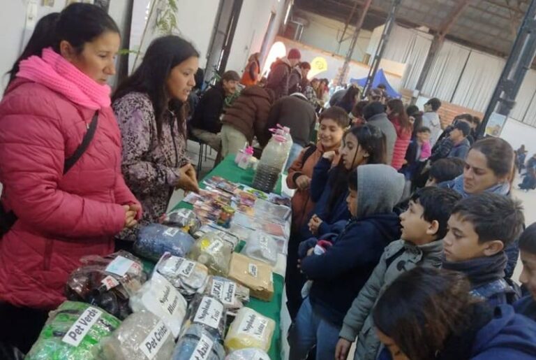 Implementan campañas educativas para mejorar separación de residuos domiciliarios