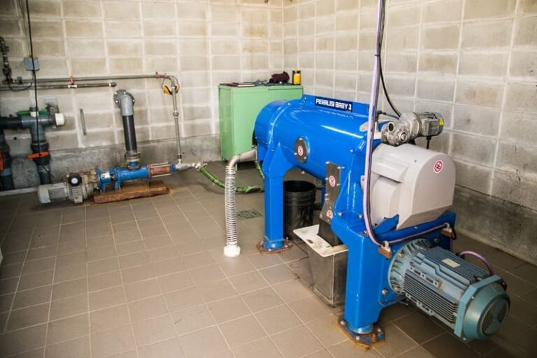 Tecnifican laboratorio para controlar calidad del agua