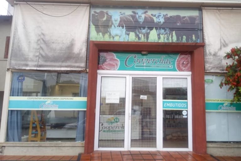 Productores lanzan salamines con receta ancestral