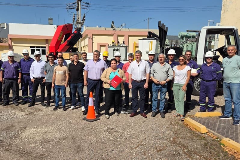 Adquieren un camión grúa que levanta hasta 35 toneladas