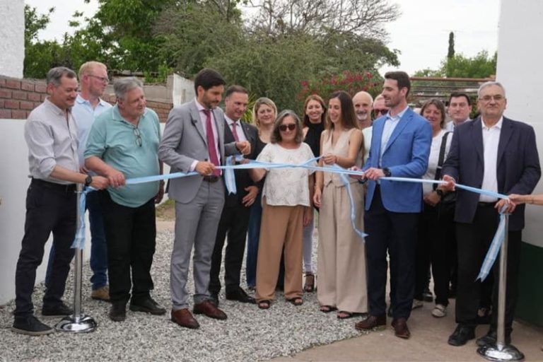 Conectan a dos localidades santafesinas al sistema troncal de provisión hídrica