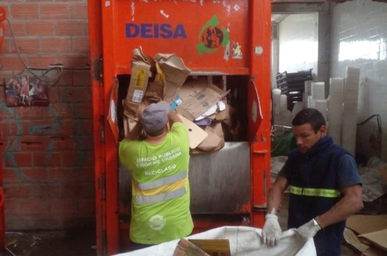 Reciben a personas que recuperaron su libertad para que puedan trabajar