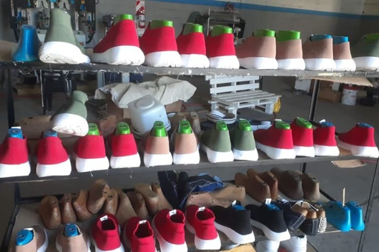 Desde un garaje a la producción industrial de calzado
