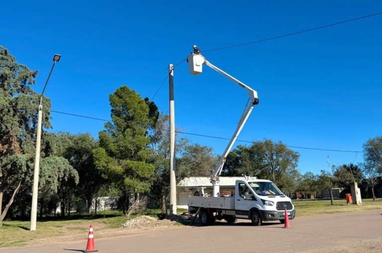Extenderán fibra óptica entre General Acha y Guatraché