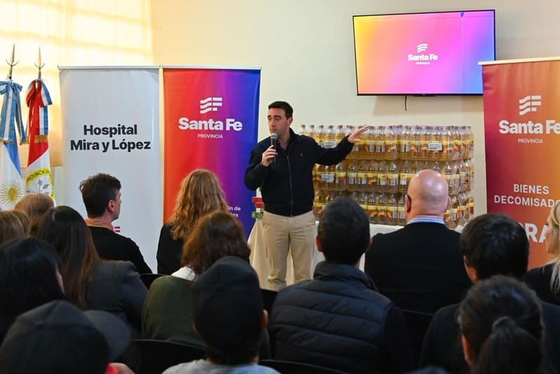 Firmaron contrato para renovar cocina del ex hospital Iturraspe