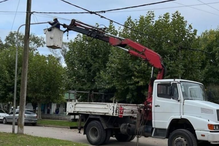 Iluminan Villa Lía desde la ruta con nueva tecnología