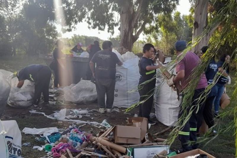 Instalarán energía para activar una prensa de reciclables