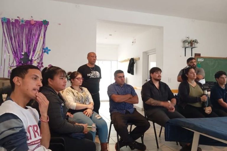 Fortalecen su gestión mediante capacitaciones especializadas