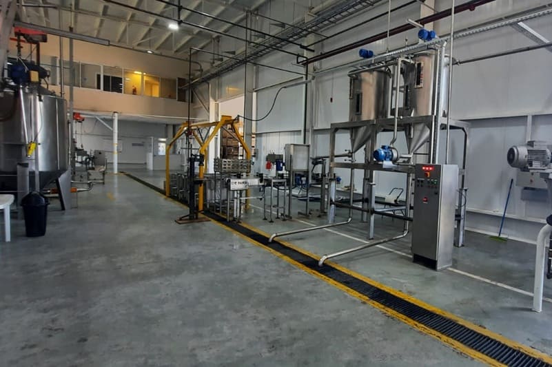 Transforman fruta dañada por granizo en pulpas concentradas