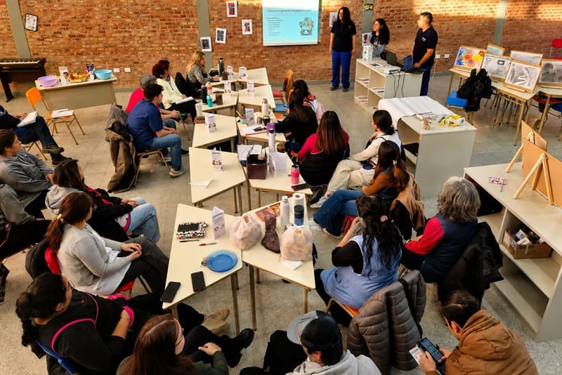 Capacitaron en primeros auxilios a docentes de Plaza Huincul