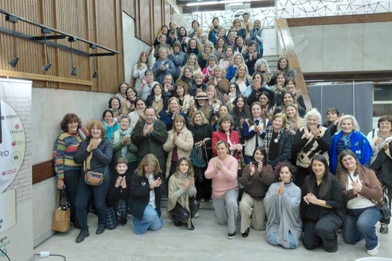 Debaten estrategias para ampliar liderazgos femeninos