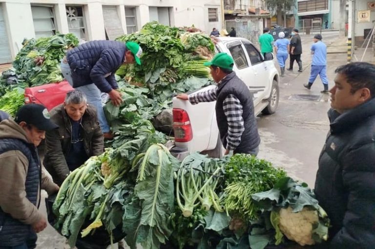 Donaron hortalizas a dos hospitales de San Salvador de Jujuy
