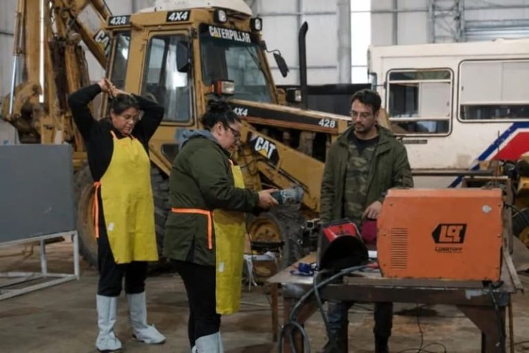 Finalizó el curso de soldadura naval con incorporación de mujeres