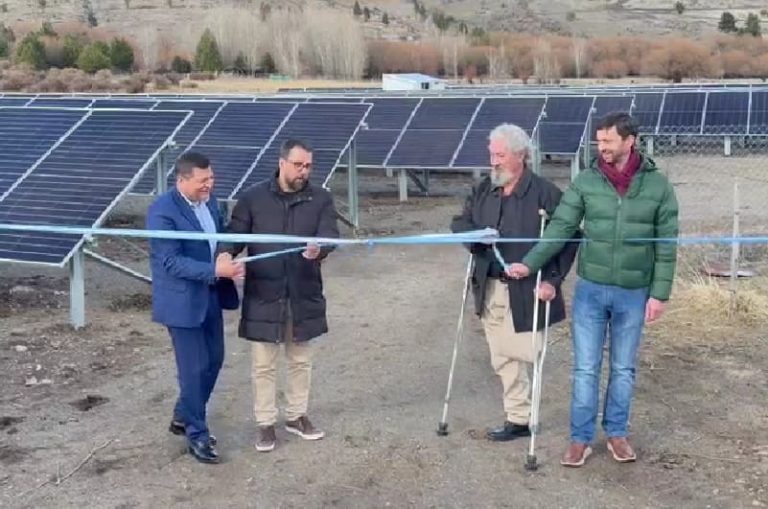 Inauguran un parque solar para ampliar la generación eléctrica