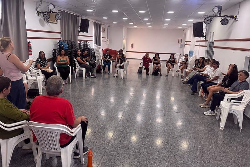 Incorporan nuevos enfoques para acompañar a personas con discapacidad