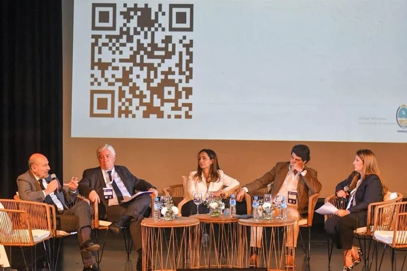 Sumarán experiencias internacionales para modernizar la gestión