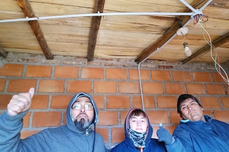Trazan un camino propio para construir soluciones habitacionales y laborales