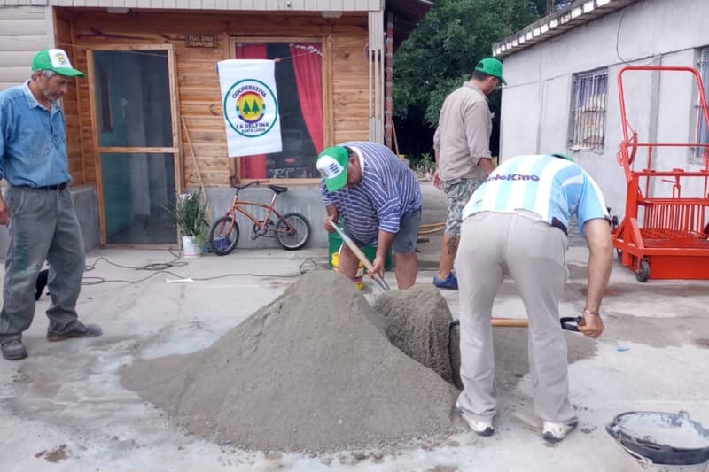 Buscan diversificar la producción ante la suba de los insumos de construcción