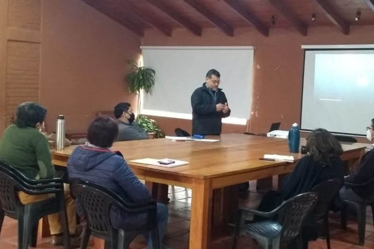 Fortalecen la comercialización de alimentos de productores locales