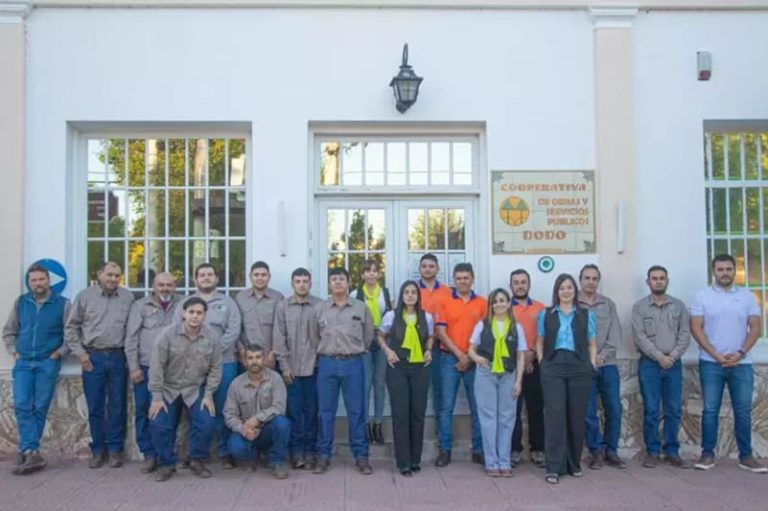 Mejoran la conectividad y crean empleo en Traslasierra
