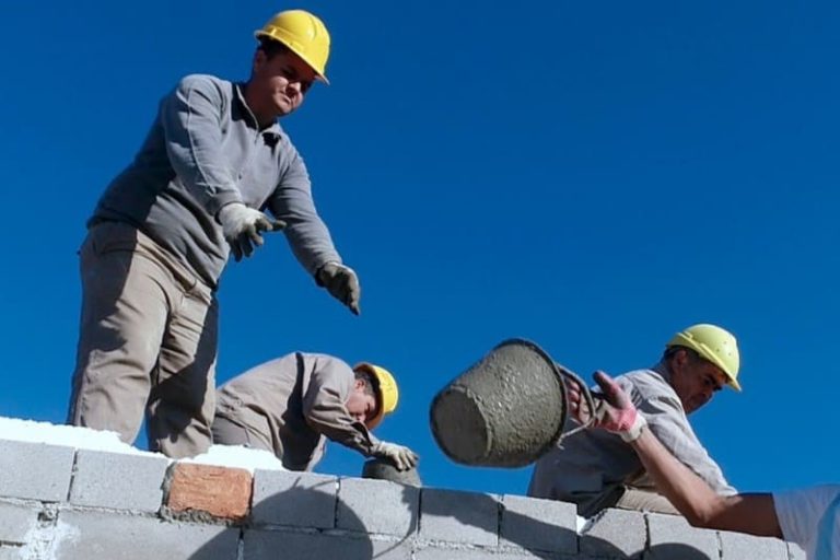 Sostienen la construcción de viviendas sin créditos bancarios