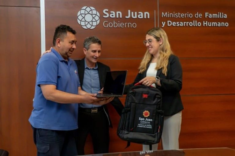 Facilitan la gestión administrativa con nuevas herramientas digitales