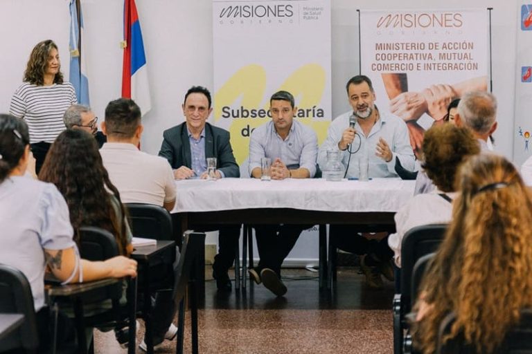 Forman equipos para atender integralmente a personas mayores