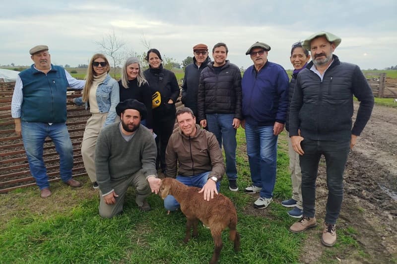 Recorren proyectos productivos para fortalecer la actividad rural